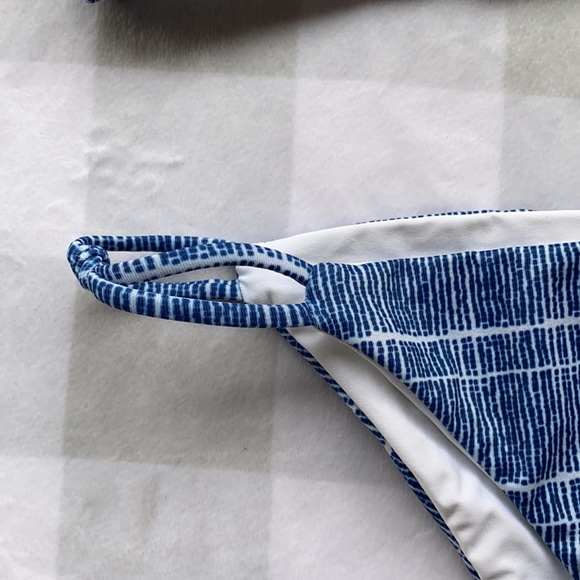 Tavik two piece swimsuit size M - Picture 2 of 3